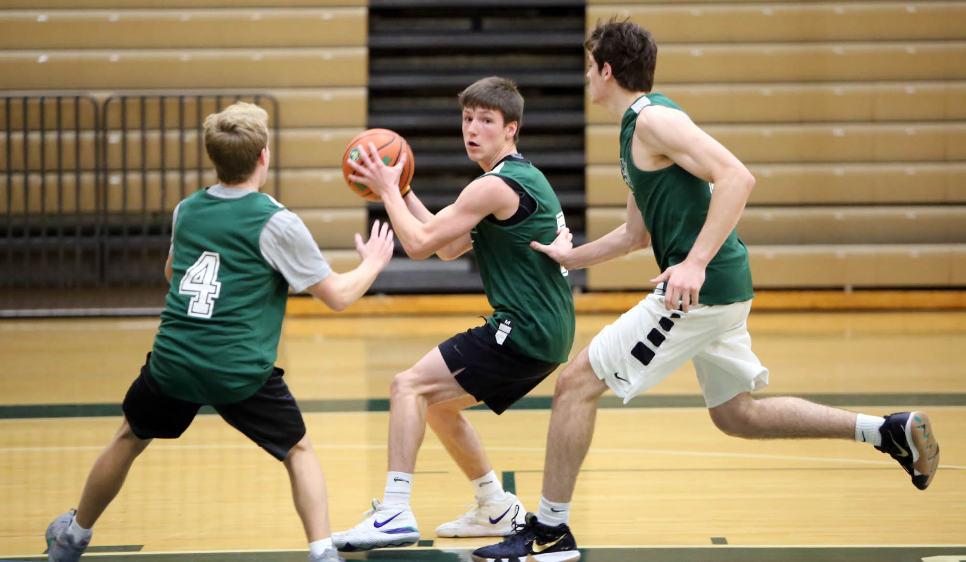 Valparaiso boys basketball practice